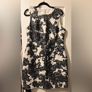 Chic daytime, work, or casual evening dress.